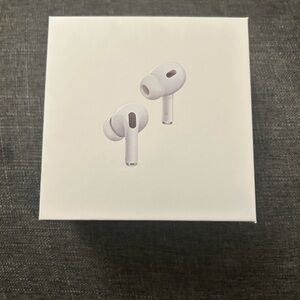 Apple AirPods Pro 2nd Gen with MagSafe Case